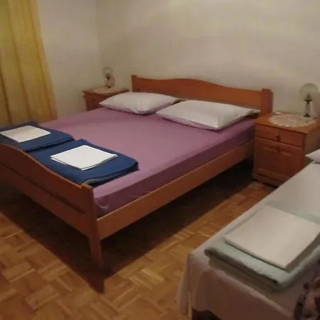 Apartments Stan - 150M From The Sea Апартаменты