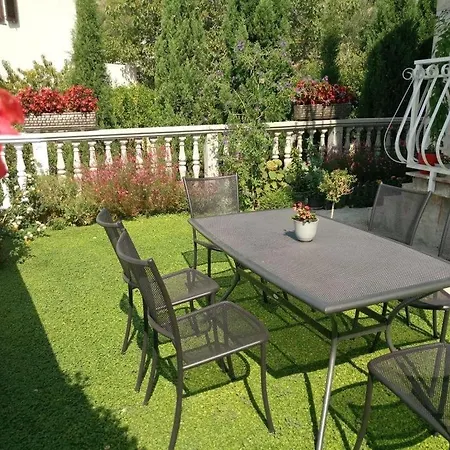 Апартаменты Apartments Stan - 150M From The Sea
